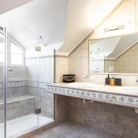 Casa Lali Habitación Baño Compartido Pensión La Laguna (Tenerife)